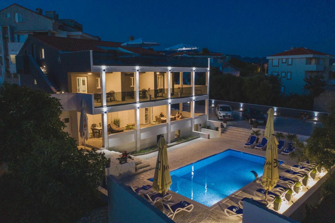 Villa Royal Novalja Extérieur photo