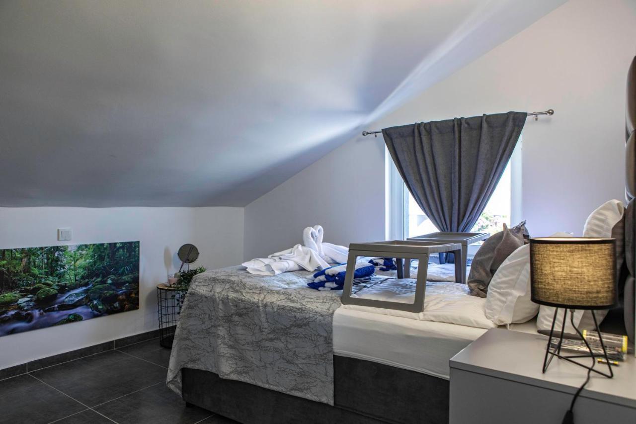 Villa Royal Novalja Extérieur photo