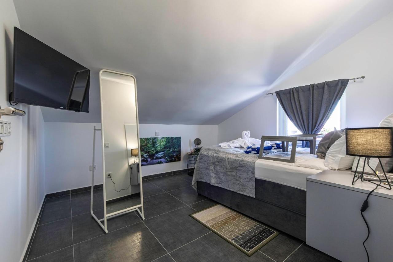 Villa Royal Novalja Extérieur photo